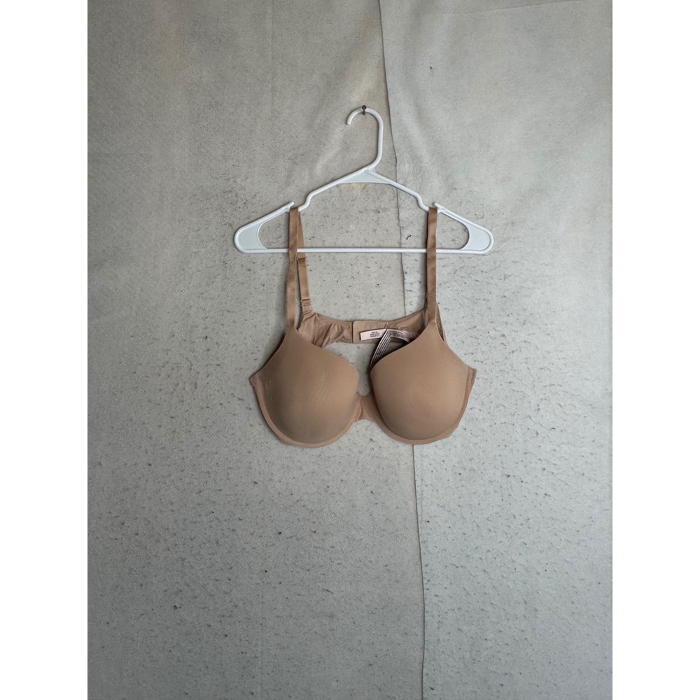 Victoria Secret Body by Victoria T-Shirt Lightly Lined Demi Bra 38D 365825-608